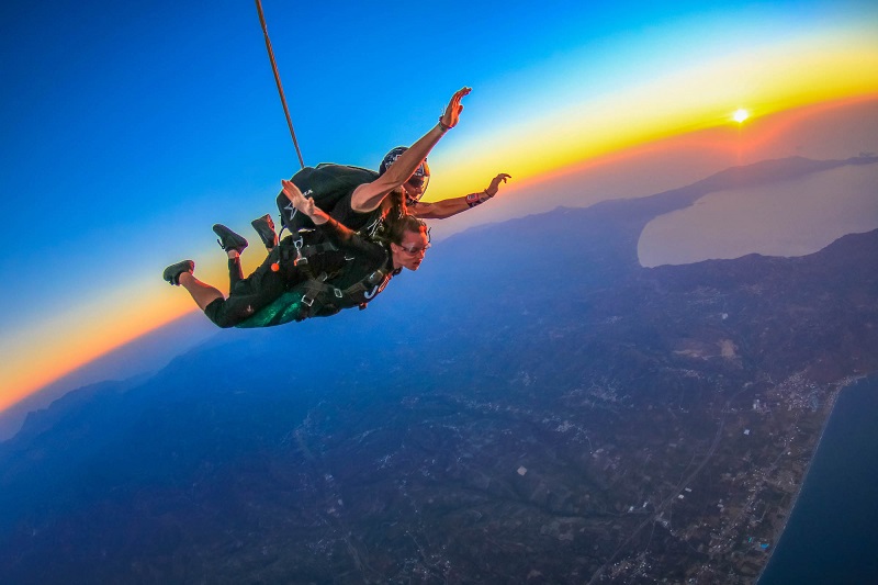 skydiving in india
